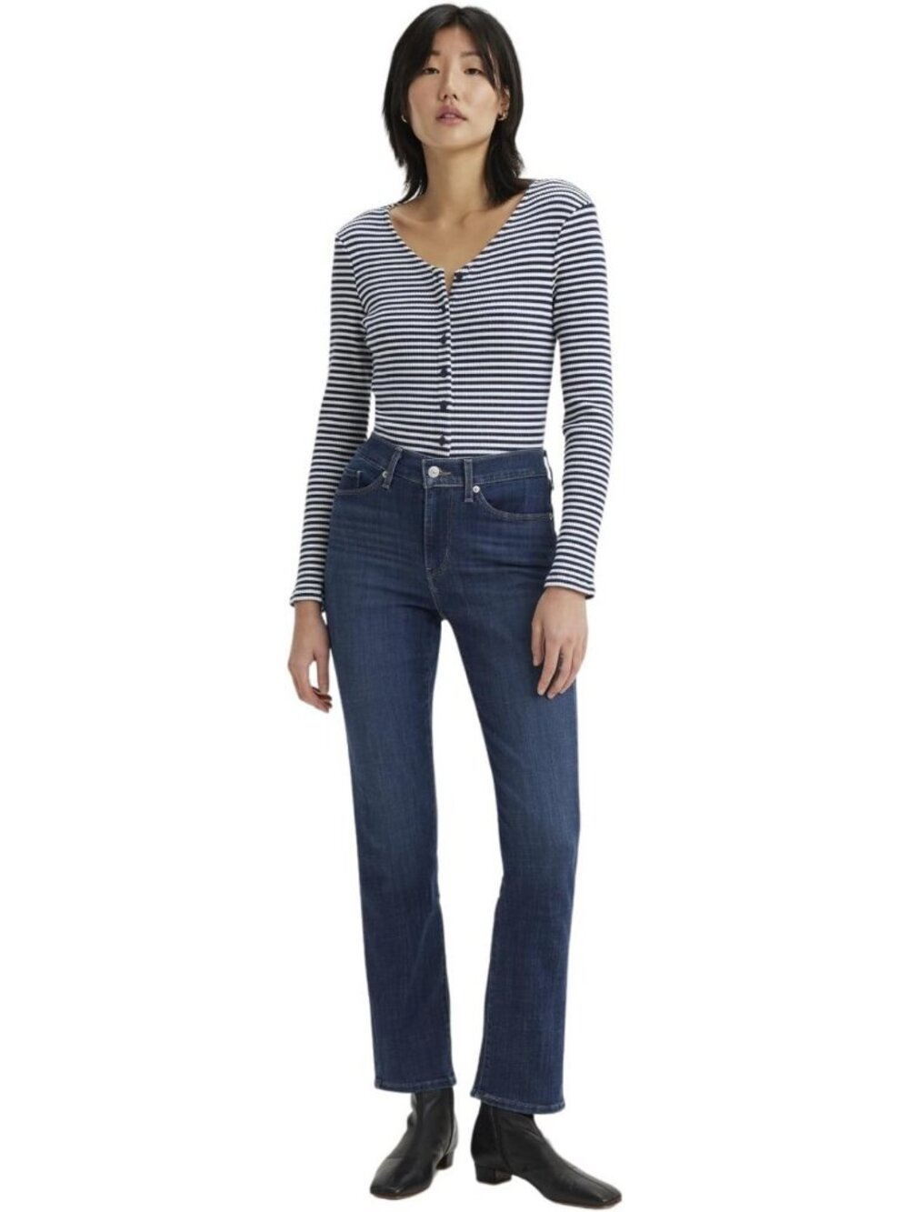 Classic Women's Straight Leg Jeans - Timeless Fit, Versatile Style, Everyday
